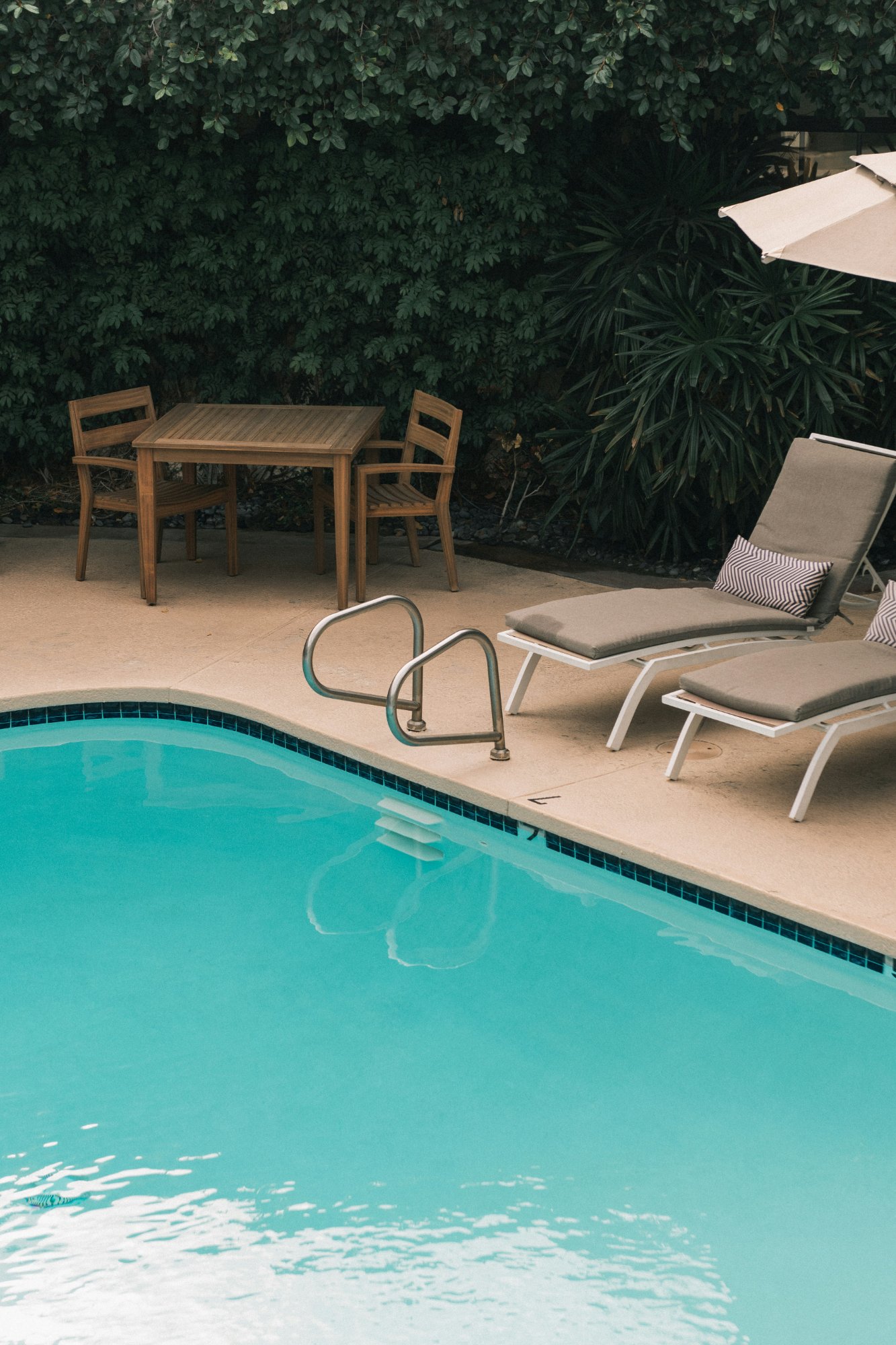 Custom swimming pool construction and design — Delhi NCR